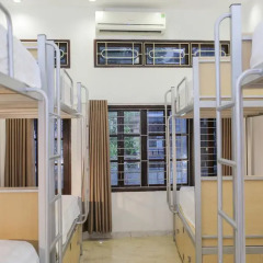 Stork Hostel балкон