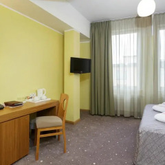 Hotel Bern by TallinnHotels 3* Номер Эконом с двуспальной кроватью фото 7
