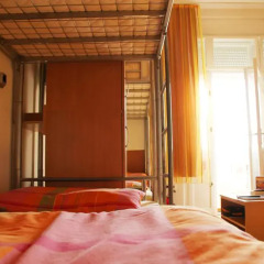 Hostel Split Backpackers Кровать в общем номере с двухъярусной кроватью фото 11