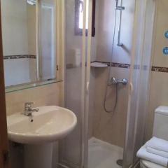 Отель Hostal Juan XXIII Стандартный номер с различными типами кроватей фото 18