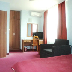 Hotel 007 комната для гостей фото 2