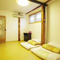 Отель Mumum Hanok Guesthouse 3* Стандартный номер с различными типами кроватей фото 5