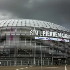 Отель Kyriad Lille Est Villeneuve d'Ascq фитнесс-зал