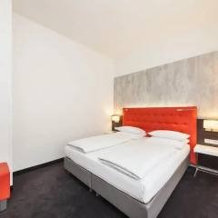 Select Hotel Berlin The Wall 4* Стандартный номер с различными типами кроватей фото 3