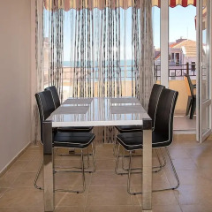 Апартаменты Europe Apartments Поморие в номере фото 2
