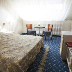 Отель Nese Pramogu Bankas Guest House 4* Стандартный номер с двуспальной кроватью фото 6