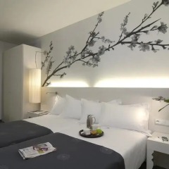 Отель Hesperia Ramblas 3* Стандартный номер с различными типами кроватей фото 7