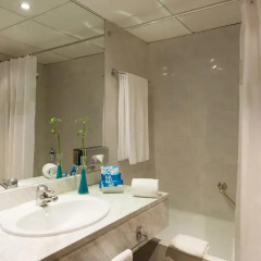 Tryp Barcelona Apolo Hotel 4* Номер категории Премиум с различными типами кроватей фото 3