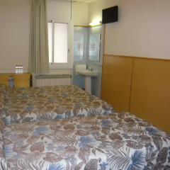 Отель Hostal Conde Güell комната для гостей фото 3