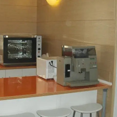 Отель Hostal Riesco в номере