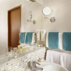 Orea Hotel Pyramida 4* Люкс повышенной комфортности разные типы кроватей фото 6