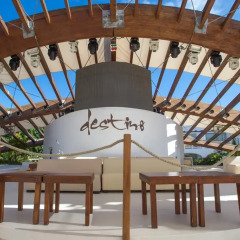 Отель Destino Pacha Ibiza Resort балкон