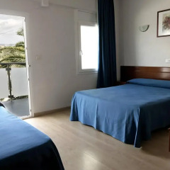 Hotel Roca комната для гостей