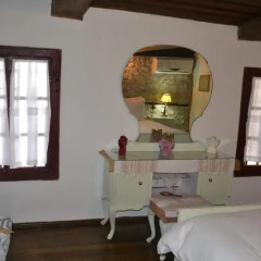 Отель Bujtina Kodiket Guesthouse Албания, Берат - отзывы, цены и фото номеров - забронировать отель Bujtina Kodiket Guesthouse онлайн комната для гостей фото 4