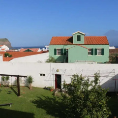 Отель Apartamentos São João пляж