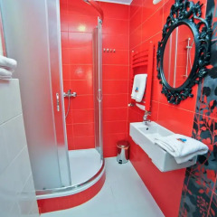 World Hostel ванная фото 8