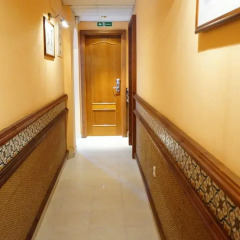 Отель Hostal La Conilena интерьер отеля фото 2