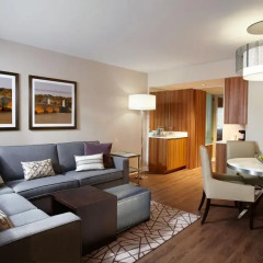 Отель The District by Hilton Club 3* Люкс с различными типами кроватей фото 6