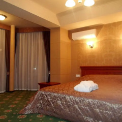 H & K Imperial Plus Hotel 4* Люкс