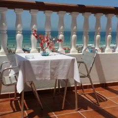 Отель Hostal El Alferez Испания, Вехер-де-ла-Фронтера - отзывы, цены и фото номеров - забронировать отель Hostal El Alferez онлайн помещение для мероприятий фото 2