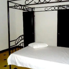 Отель Mistella Salsa Hostel Колумбия, Кали - отзывы, цены и фото номеров - забронировать отель Mistella Salsa Hostel онлайн комната для гостей фото 4
