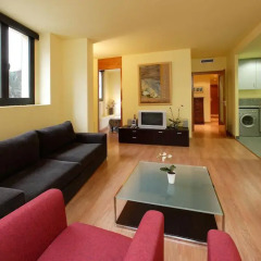 Отель Habitat Apartments Carders Испания, Барселона - отзывы, цены и фото номеров - забронировать отель Habitat Apartments Carders онлайн комната для гостей фото 2