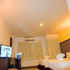 J.A.Villa Pattaya Hotel 4* Улучшенный номер с различными типами кроватей фото 10