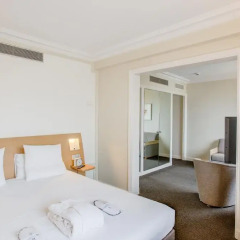 Отель Novotel Paris Centre Tour Eiffel 4* Люкс с разными типами кроватей