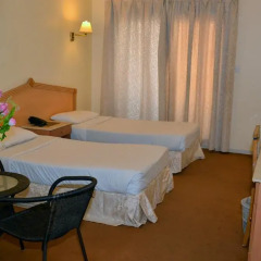 Rush Inn Hotel 2* Стандартный номер с двуспальной кроватью фото 2
