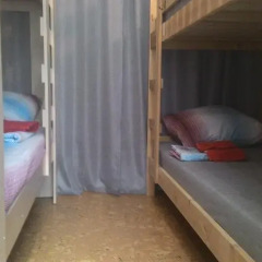 Alaska Hostel Кровать в общем номере с двухъярусной кроватью фото 2