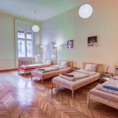 Pal's Hostel & Apartments Стандартный номер с различными типами кроватей (общая ванная комната) фото 3
