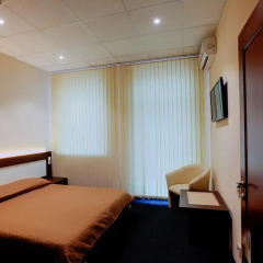 Comfort Hotel & Hostel Стандартный номер двуспальная кровать фото 10