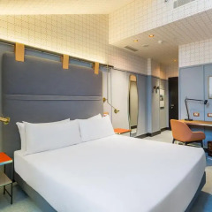 Отель Room Mate Giulia Стандартный номер с различными типами кроватей фото 3