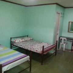Отель Dhayne Bed and Breakfast - Hostel Филиппины, Пуэрто-Принцеса - отзывы, цены и фото номеров - забронировать отель Dhayne Bed and Breakfast - Hostel онлайн комната для гостей фото 3