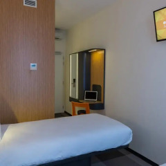 Отель easyHotel Brussels City Centre 3* Стандартный номер с 2 отдельными кроватями