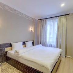 Resident Hotel Almaty 3* Стандартный номер двуспальная кровать фото 4