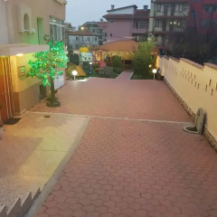 Hotel Kedara парковка