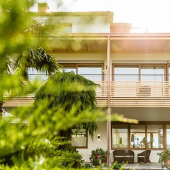 Hotel Girlanerhof Аппиано-сулла-Страда-дель-Вино фото 4