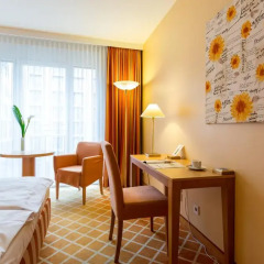 Relexa Hotel Stuttgarter Hof 4* Улучшенный номер с двуспальной кроватью фото 4