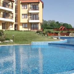 Апартаменты Bills Apartment in Oasis Аврен бассейн