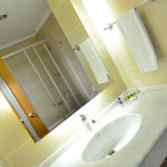 Anemon Hotel Manisa 5* Улучшенный номер с различными типами кроватей фото 2