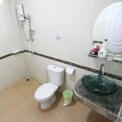 Отель Sleep Inn Hostel Koh Tao Таиланд, Мэй-Хаад-Бэй - отзывы, цены и фото номеров - забронировать отель Sleep Inn Hostel Koh Tao онлайн ванная