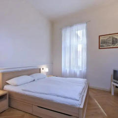 Отель Tyn Church Apartment Чехия, Прага - отзывы, цены и фото номеров - забронировать отель Tyn Church Apartment онлайн комната для гостей фото 2