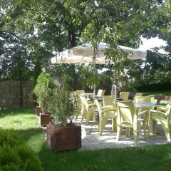 Hotel Jana / Pension Domov Mladeze