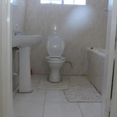 Отель The Gibeon Ville Self Catering Габороне сауна