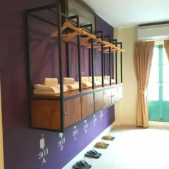 Хостел Siri Poshtel Bangkok Кровать в общем номере с двухъярусной кроватью фото 13