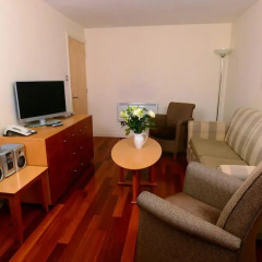 Отель Holyrood Aparthotel 4* Апартаменты фото 6