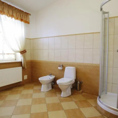 Deluxe Hostel Under The Roof Львов ванная фото 3