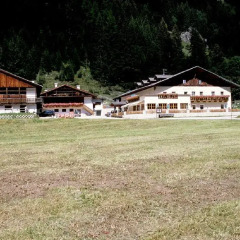 Hotel Larchhof Ratschings Рачинес-Ратскингс фото 2