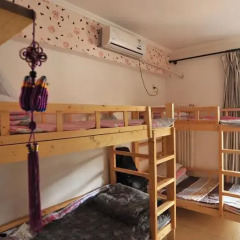 Отель Xian Ruyue Inn 2* Кровать в женском общем номере с двухъярусной кроватью